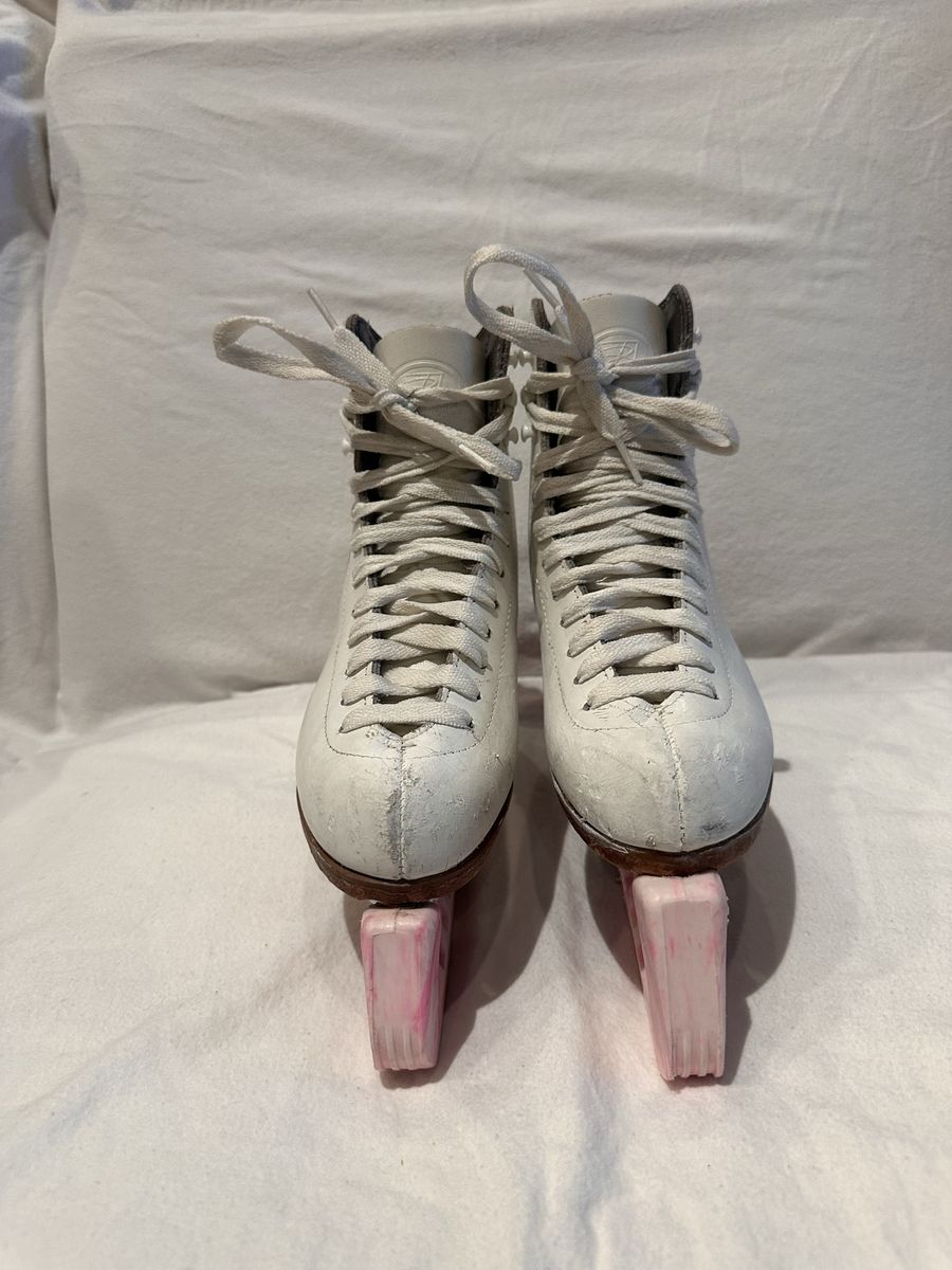 Reidell youth size 3.5 white figure skates with John Wilson excel blades and pink blade covers