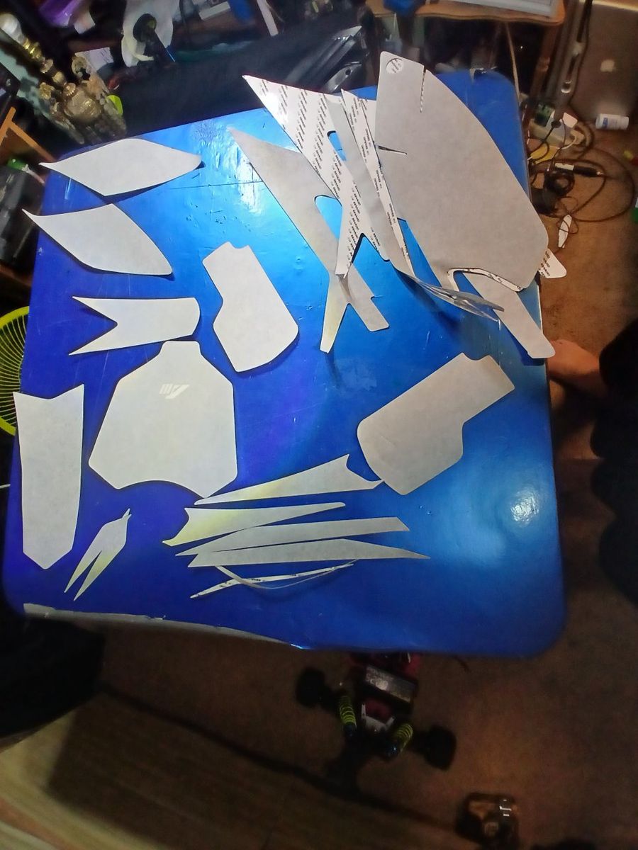 Main image 30