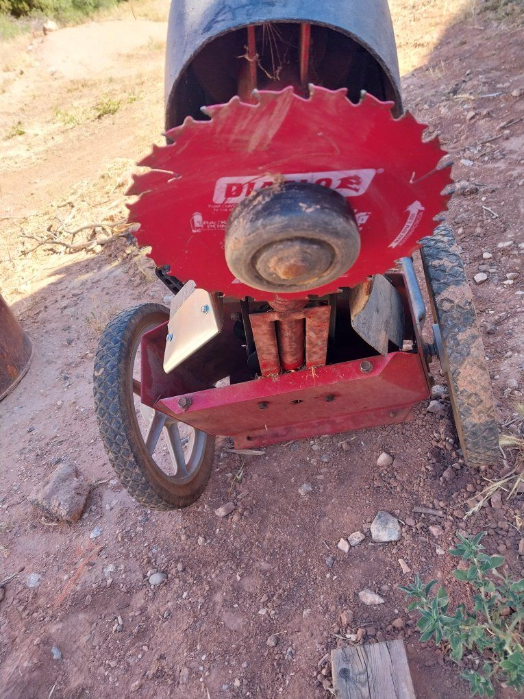 Main image 6