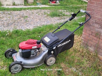 Honda lawn mower self propelled.