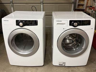 Samsung Front Load Washer and Dryer Set White