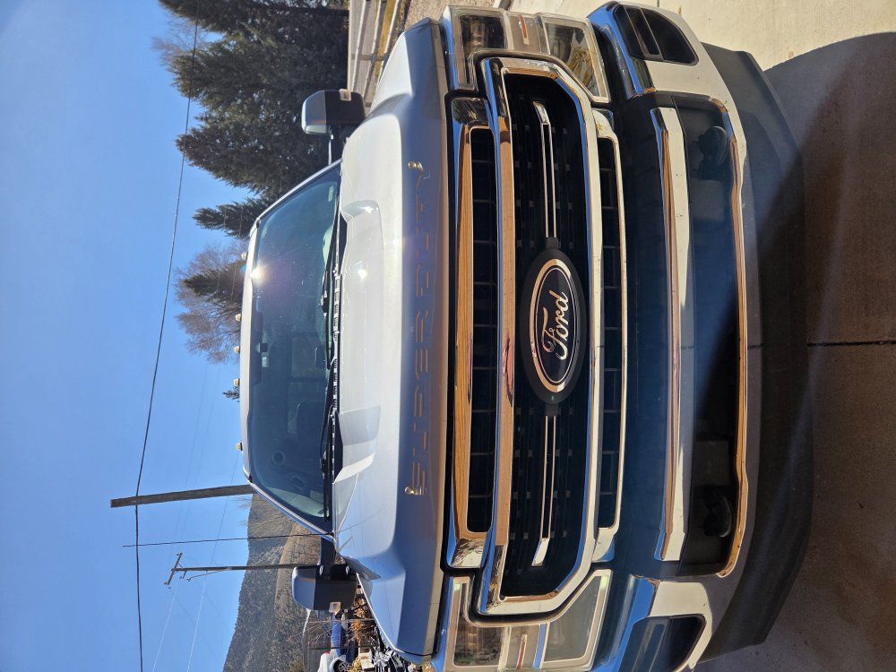 2020 Ford F-350 Super Duty Lariat