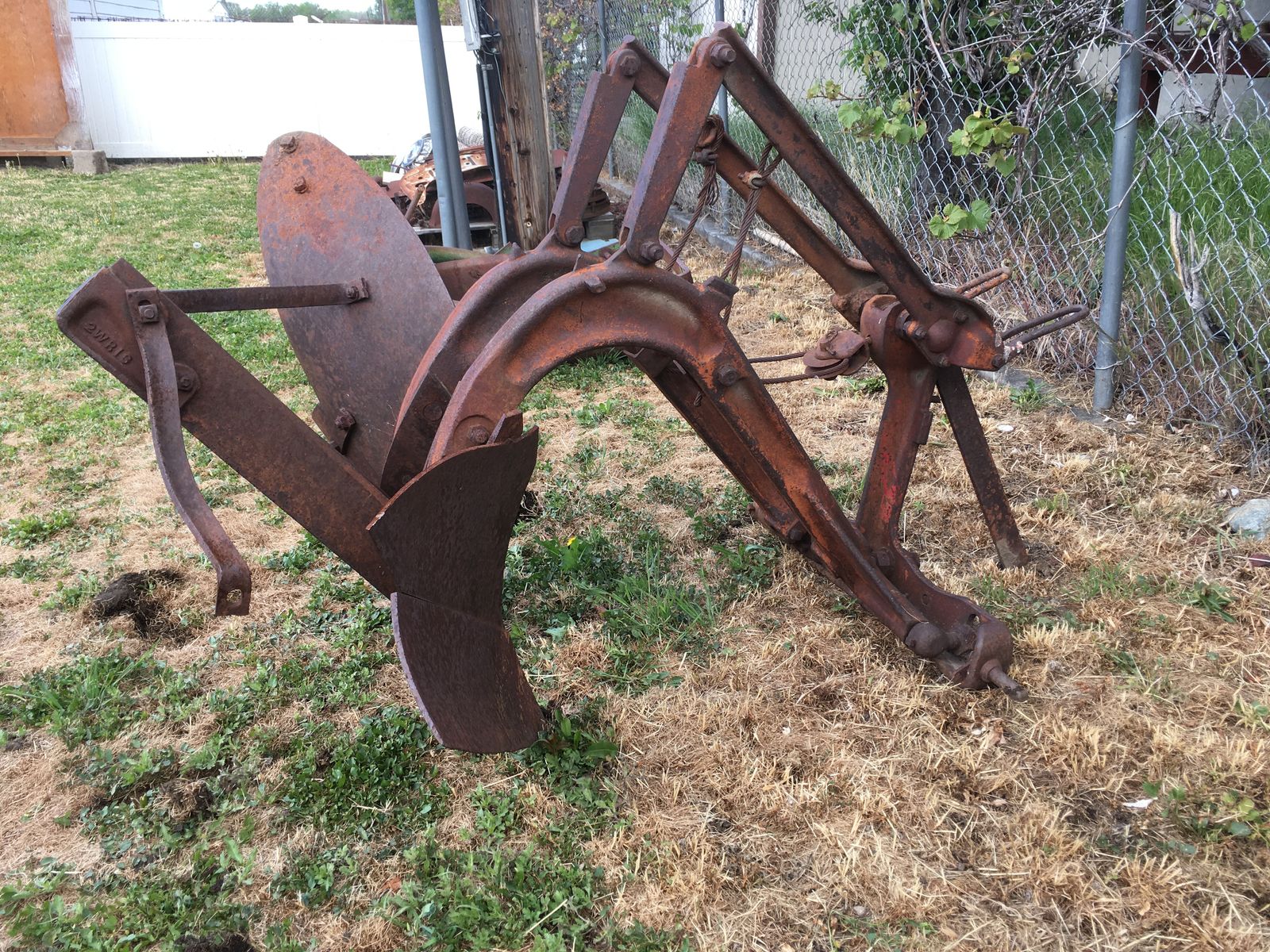 Dearborn Two-Way Plow for 3-point Tractor