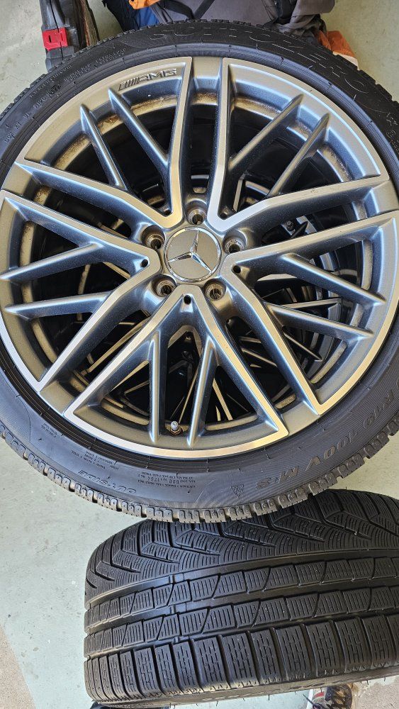 pirelli tires, AMG wheels