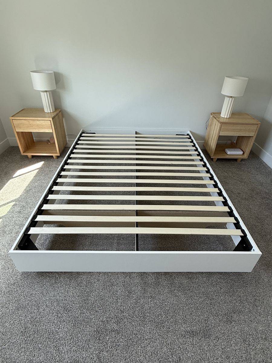 White Nexera Queen Floating Platform Bed Frame