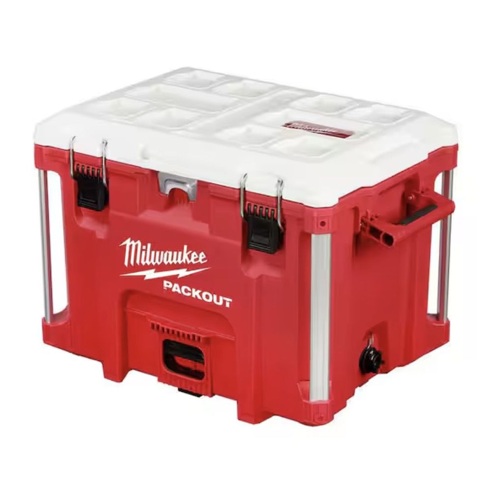 Shop Milwaukee 22 in. Packout 40 qt. XL Cooler