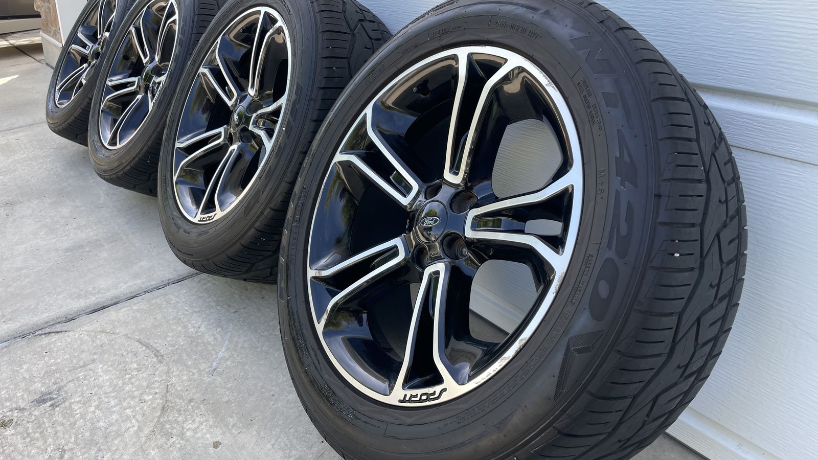 265/50r20 Nitto NT420 Tires - Ford Explorer Sport Wheels 5x114.3mm