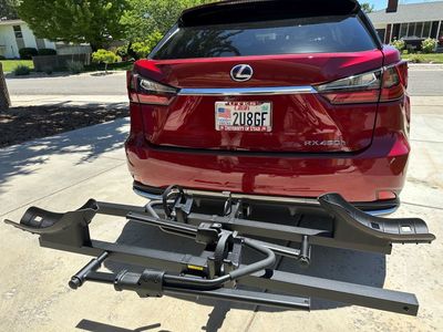 Bike Rack (2-Bike Capacity) – Similar to Thule T2 – Brand New