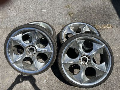 22” rims & tires