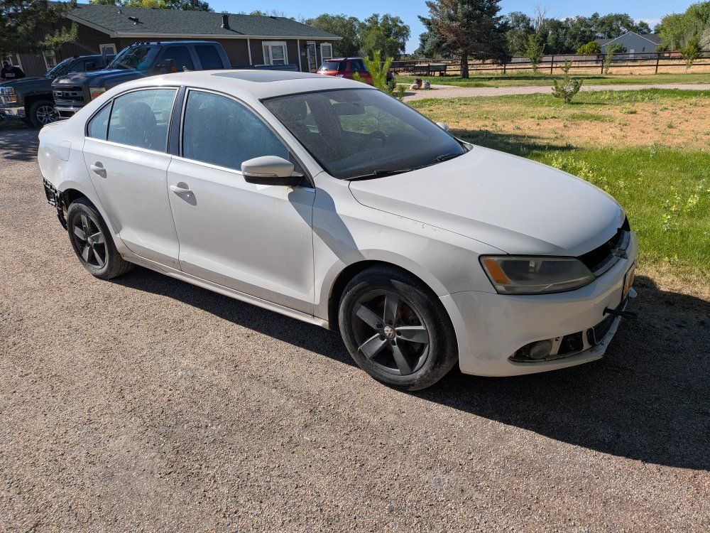 2011 Volkswagen Jetta tdi part out