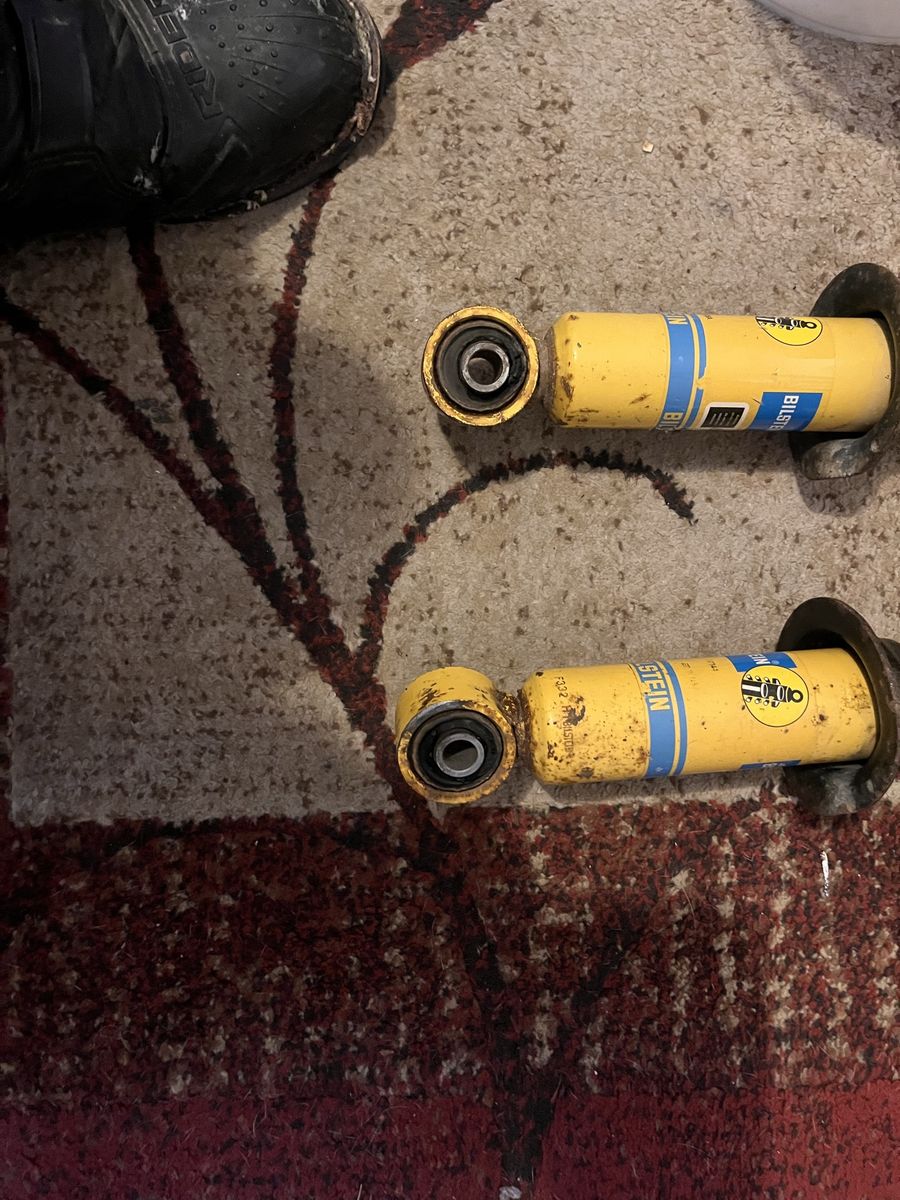 Bilstien 3rd gen 4Runner front shocks used but still good they are stock height