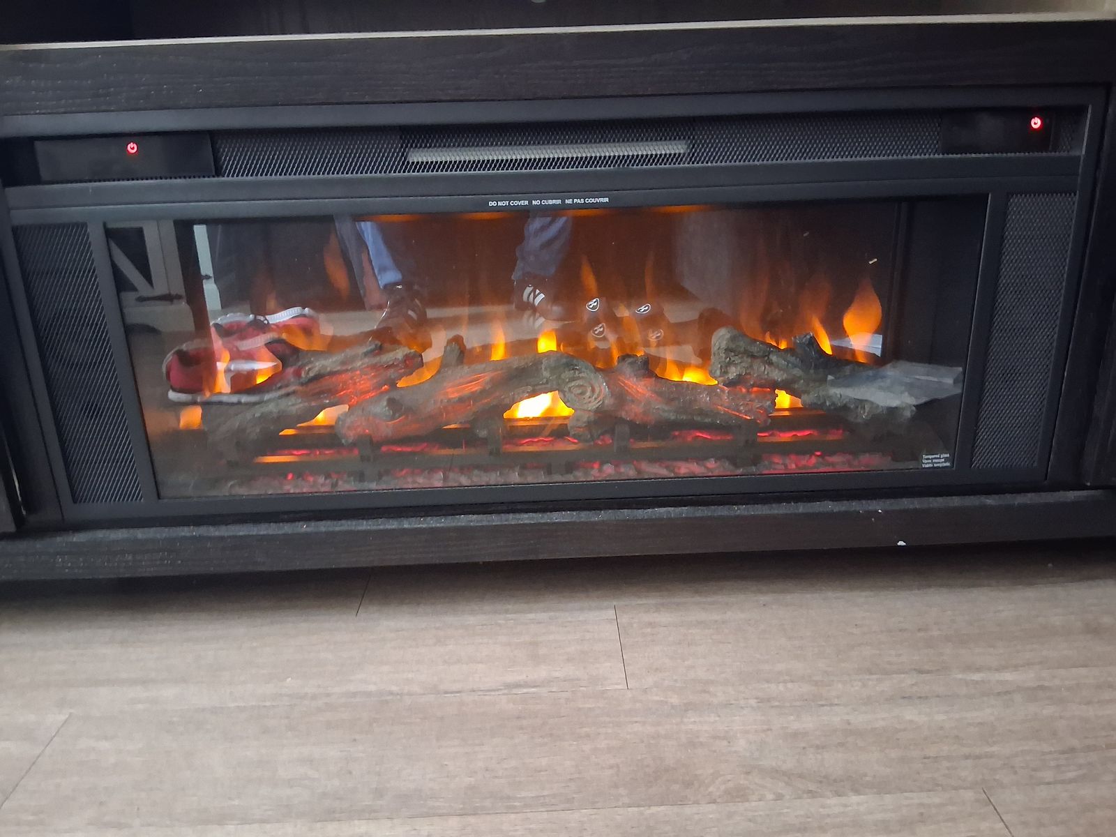 Main image 4