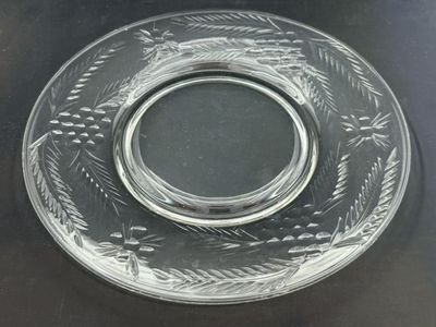 Vintage Embossed Glass Plate 8.25" Grapes and Leaves