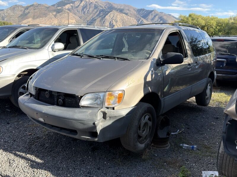 1999 Toyota Sienna Parts