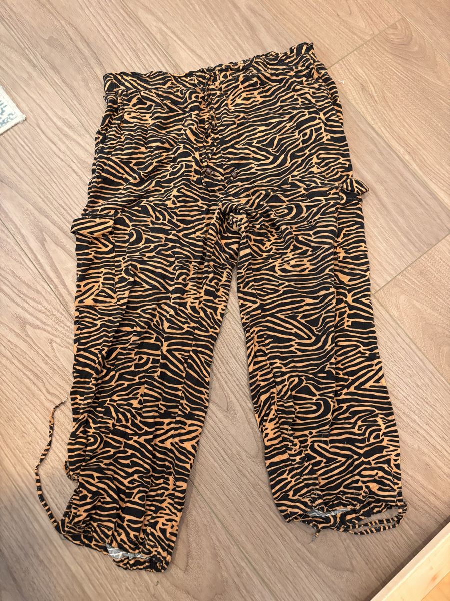 Women’s cargo joggers