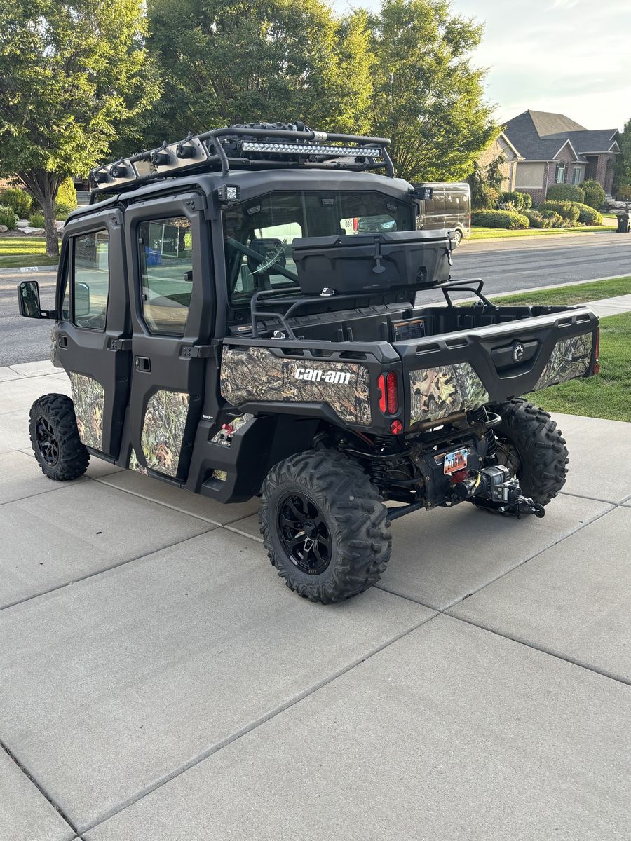 2021 Can Am Defender Crew Max