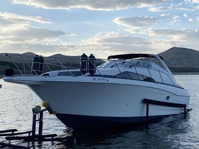 1995 Bayliner 3255 Avanti