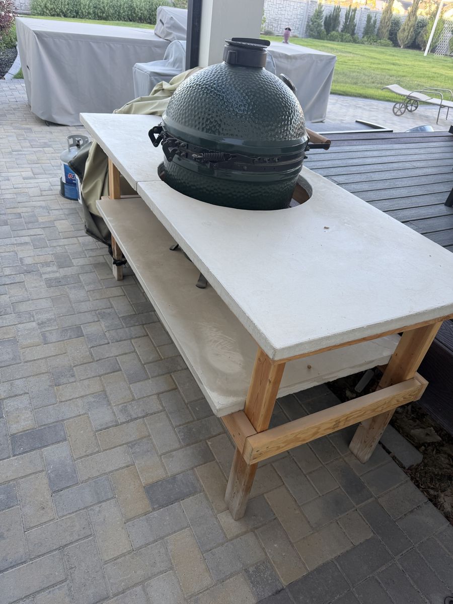 Main image 4