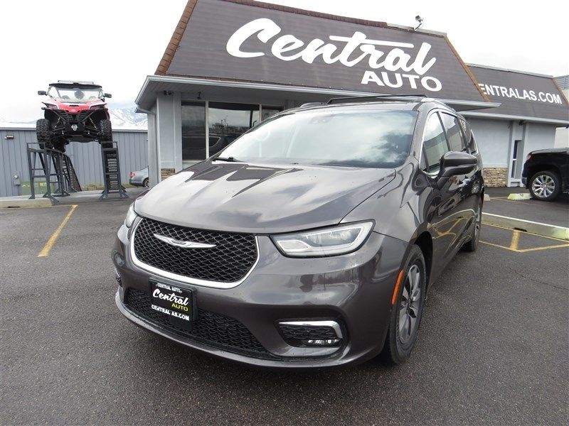 2021 Chrysler Pacifica Touring L