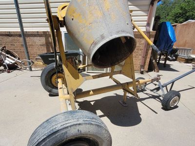 Heavy-Duty Towable Concrete Mixer - Industrial Grade Cement Machine
