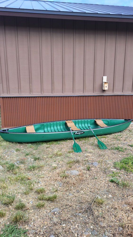 Pelican Explorer Canoe - Green, Includes 2 Carlisle Paddles