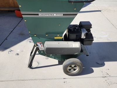 CHIPPEWA FIVE CHIPPER/SHREDDER