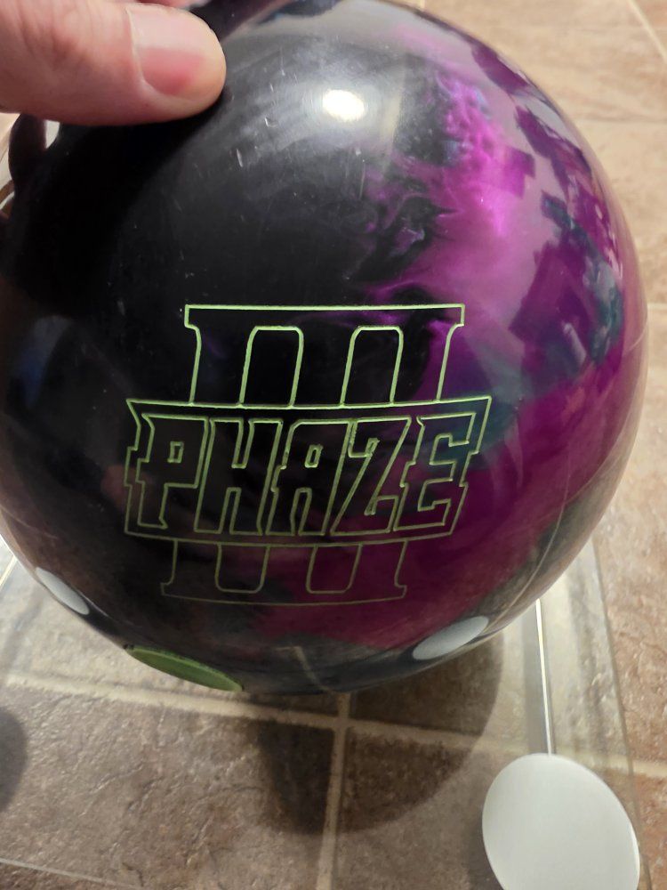 Storm Phaze III Bowling Ball Black Purple