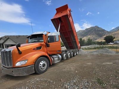 2015 Peterbilt 579 dumptruck for sale