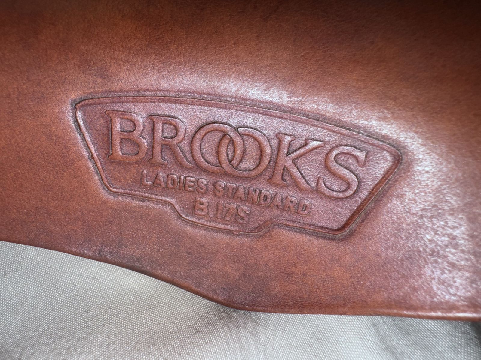 Brooks Ladies B17S leather saddle