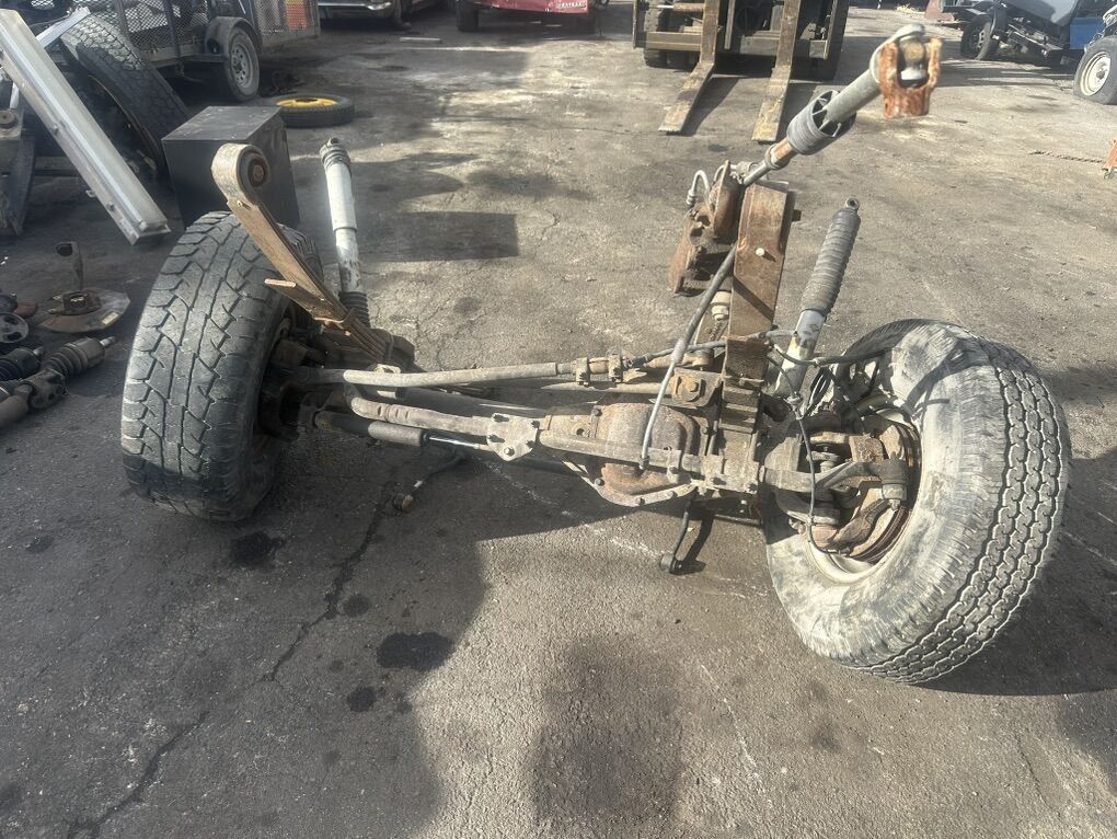 99 Ford F350 Super Duty Axles Front and rear