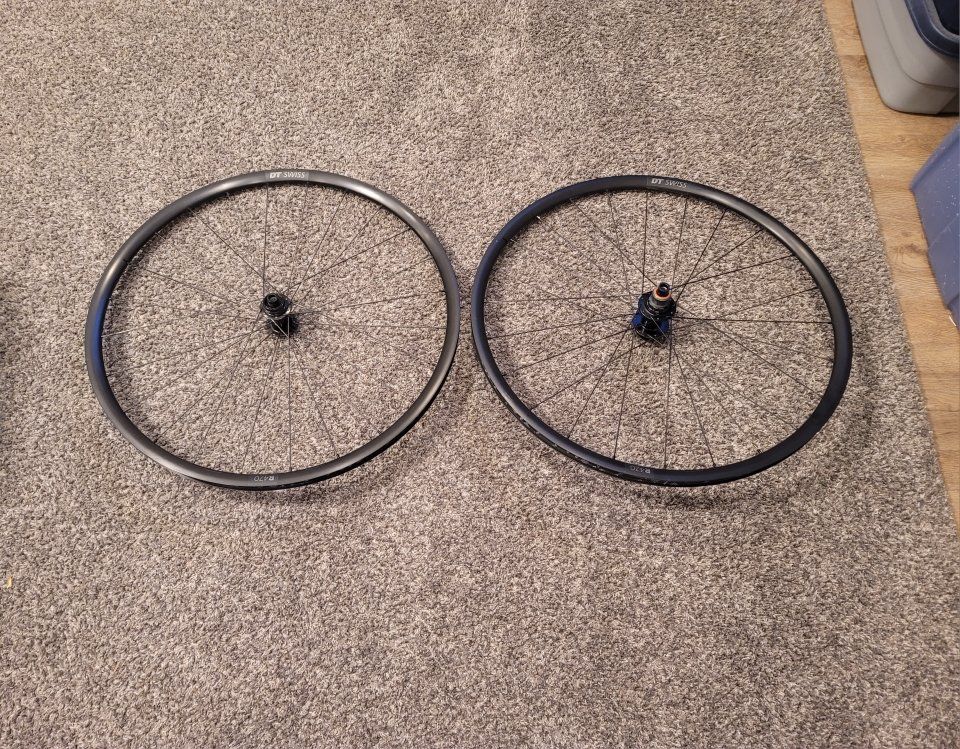 DT swiss R470 29” Wheels Wheelset  cycling  622x20 Centerlock Tubeless
