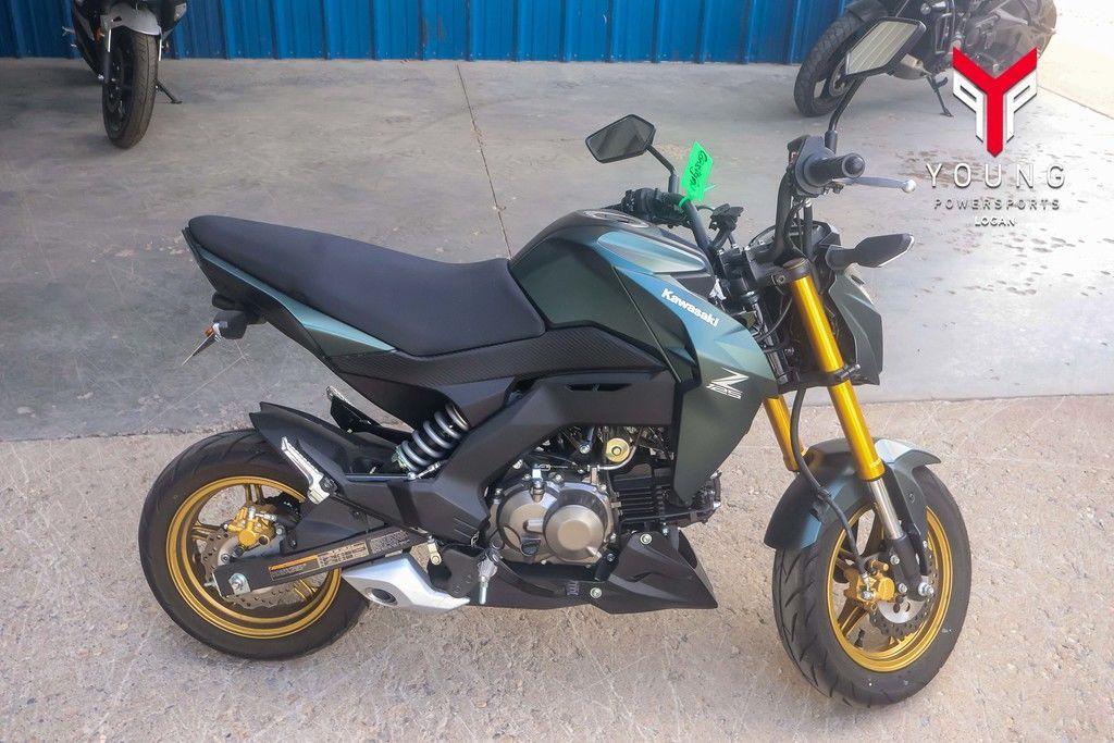 2025 Kawasaki Z125 PRO Cypher Camo Beige