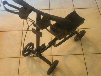 Knee Scooter