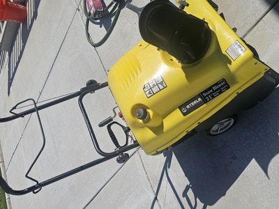 Steele 21" single-stage snow blower