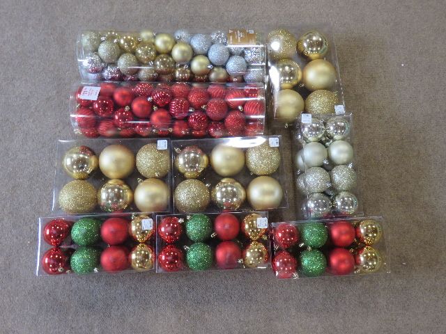 VERY LARGE LOT OF BRAND NEW – STILL IN SEALED CLEAR PLASTIC CONTAINERS – PLASTIC CHRISTMAS ORNAMENTS