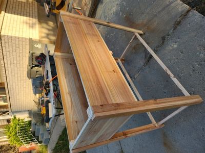 36" Cedar stand alone planter