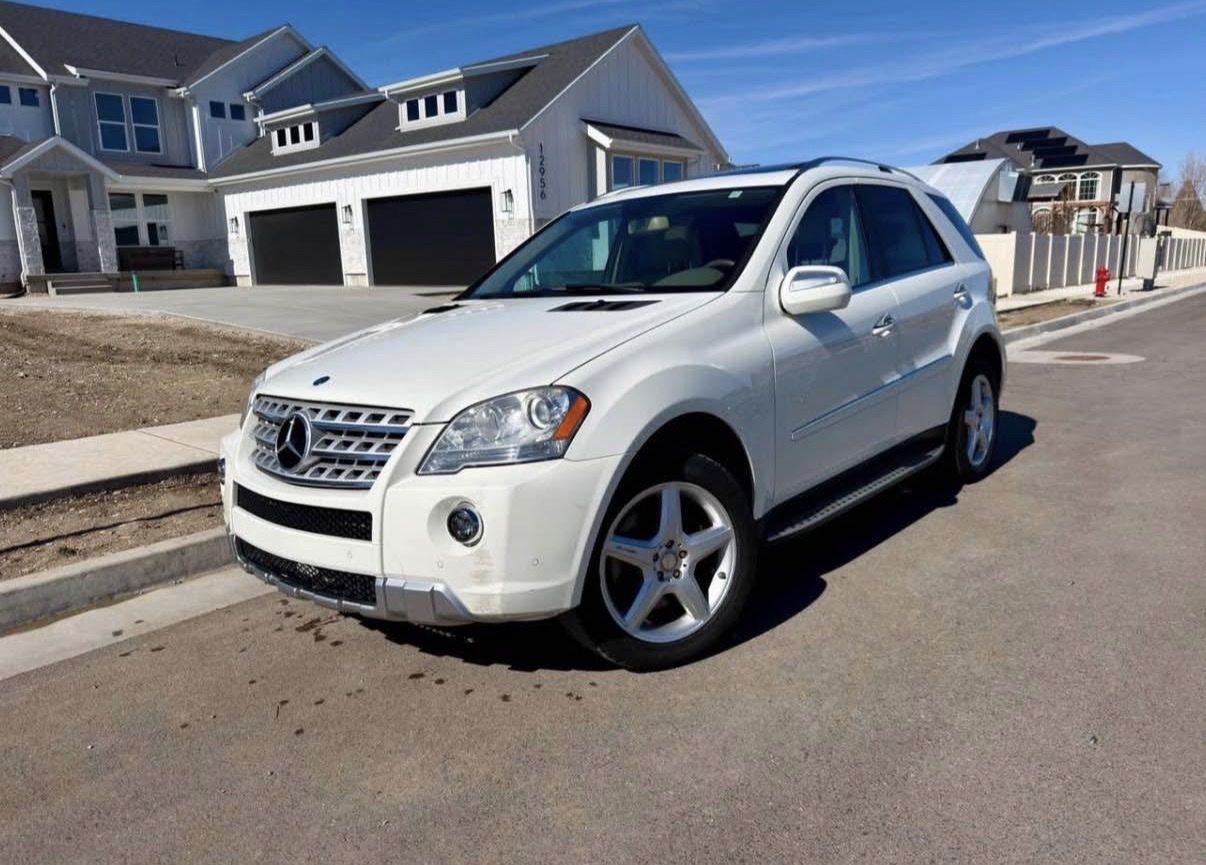 2010 Mercedes-Benz M-Class ML 550