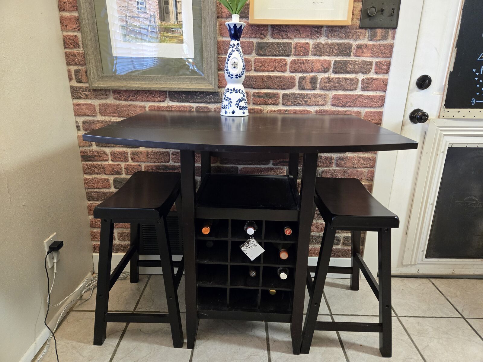 Wood Wine bar + stools