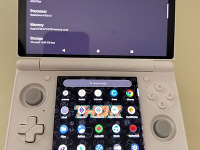 AYN Thor White Max – 16GB RAM, 1TB SSD + Extras