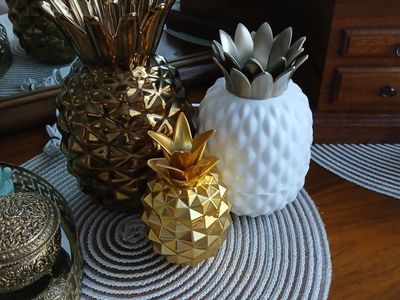 Decorative Pineapple Set: Gold Ceramic vase, white and gold humidifier, small gold ashtray, Set of 3