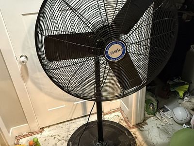 Lasko Industrial Grade High Velocity Pedestal Fan, Black
