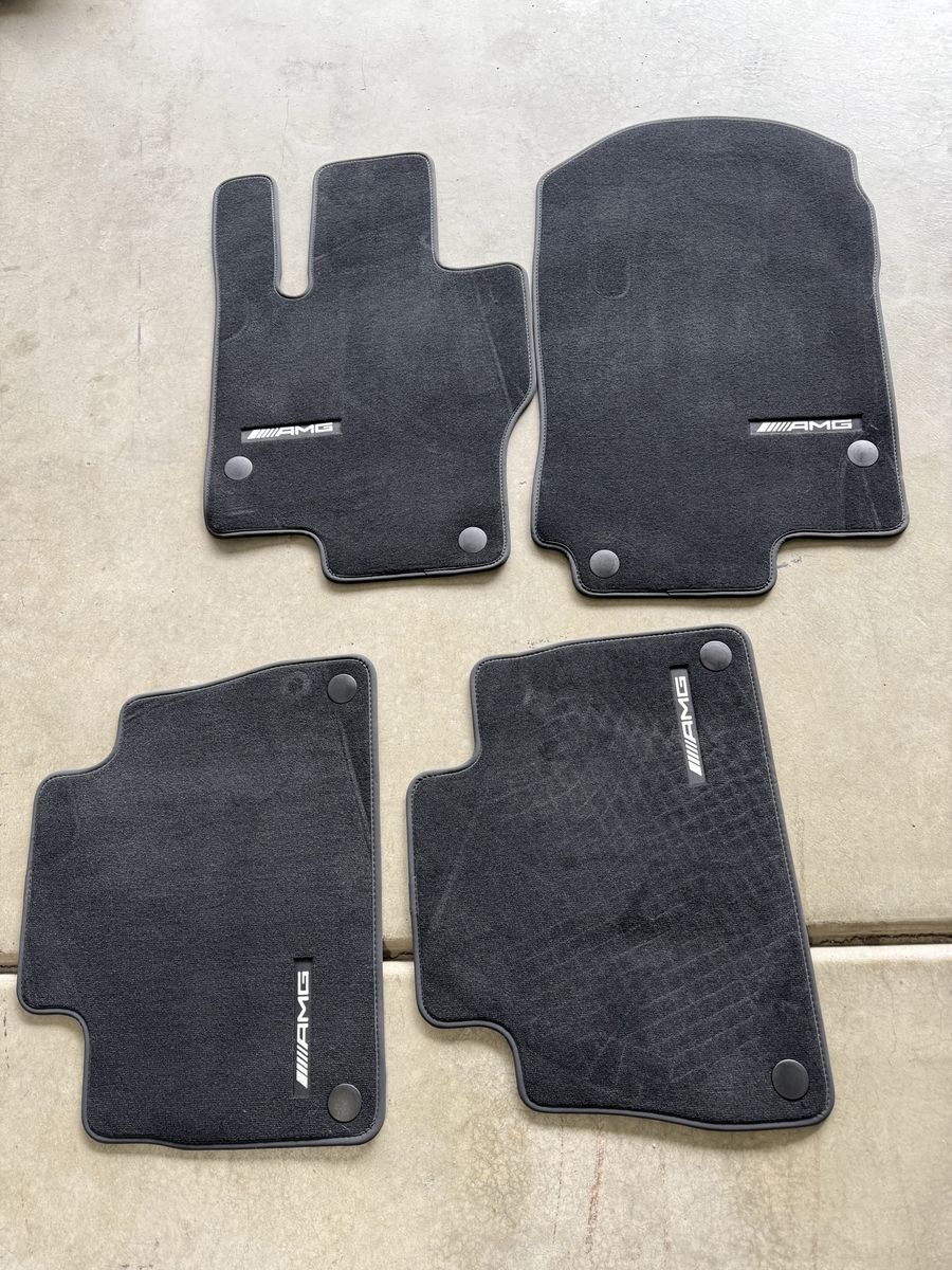 Brand new OEM 2022/23 Mercedes Gle  AMG floor mats