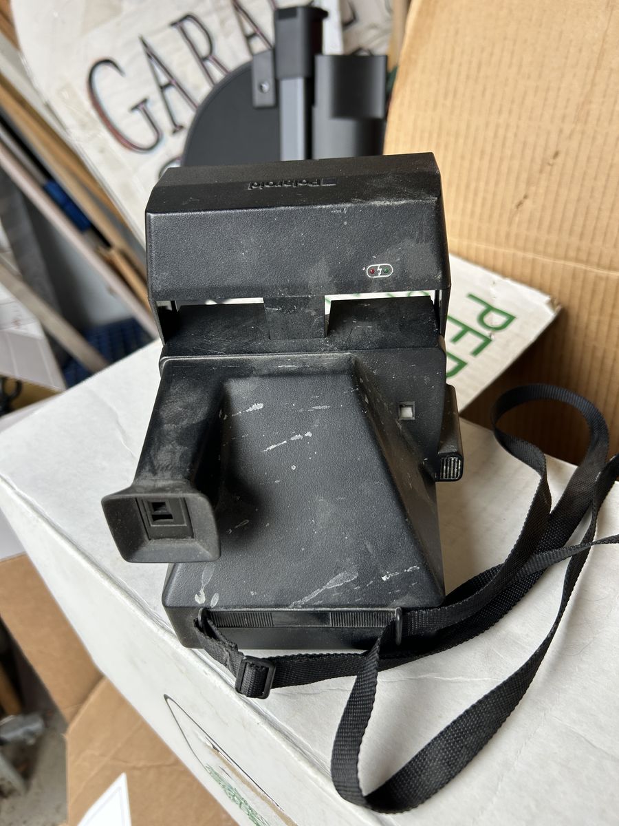 Classic Polaroid Instant Camera - blue button