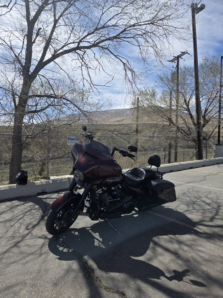 2018 Harley-Davidson Street Glide Special