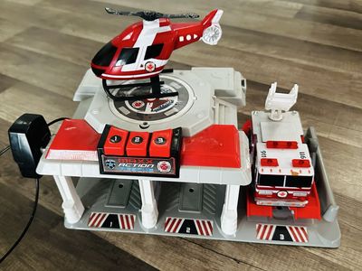 Maxx Action Rescue Fire Station Playset with Helicopter & Fire Truck - Lights & Sounds