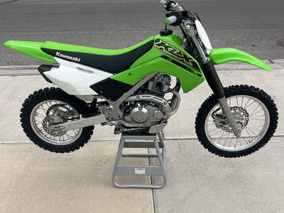 2021 Kawasaki KLX 140R