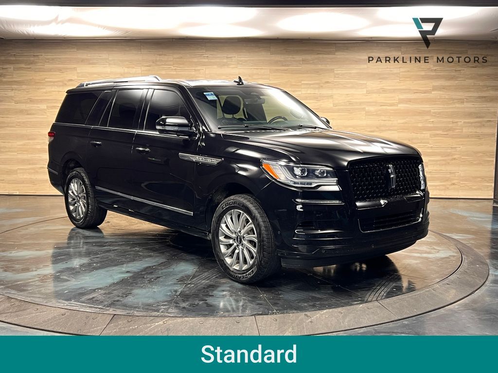 2022 Lincoln Navigator L Standard