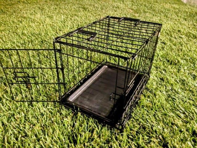 Small Wire Dog Crate 19"L