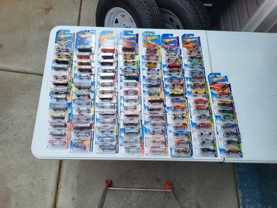 Collectable* Hot Wheels lot of 104*
1999 to 2021**