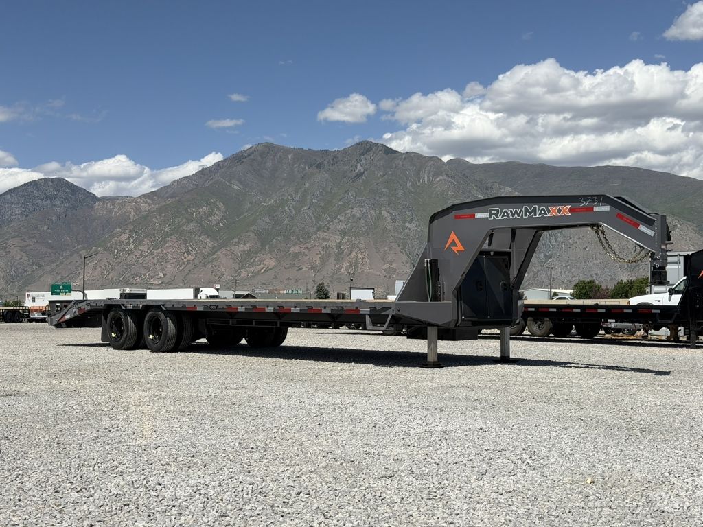 2026 RawMaxx 8.5x30 FDX 40k Tandem Dual Gooseneck